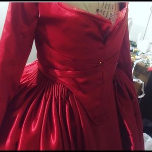 Outlander Claire Fraser season 2 red dress